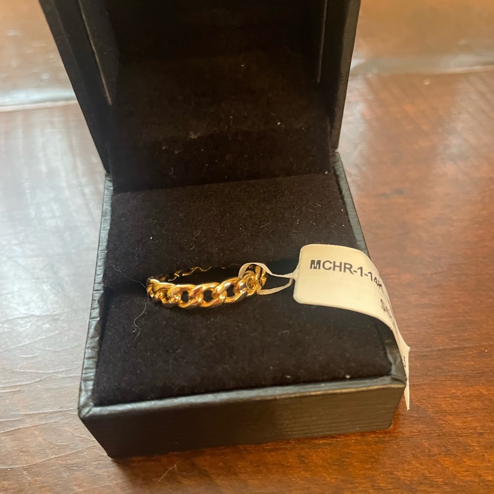 Zoe Chicco medium link chain ring. 14k